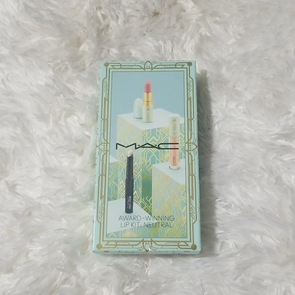 MAC 3PC Fullsize Neutral Award Winning Lipstick
